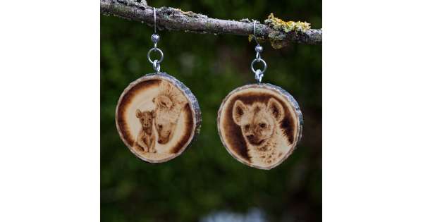 Náušnice hyena skvrnitá
