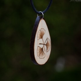 Přívěsek ginkgo biloba